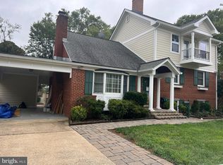 7703 Newcastle Dr, Annandale, VA 22003