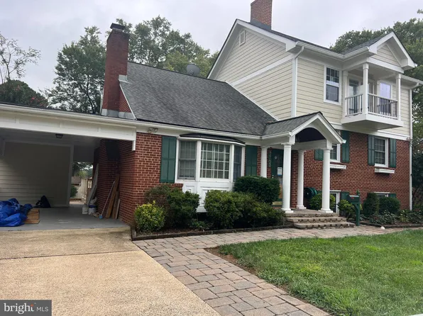 7703 Newcastle Dr, Annandale, VA 22003