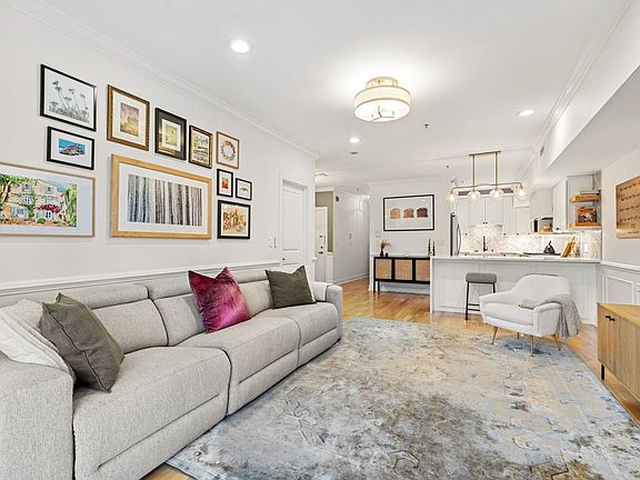 3rd image of 415 Madison St APT 2