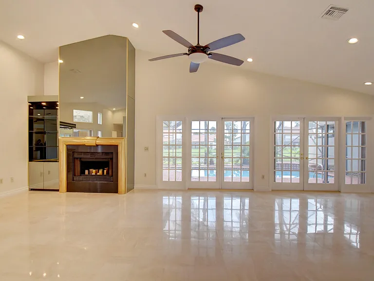 22595 Esplanada Cir W — Photo 10