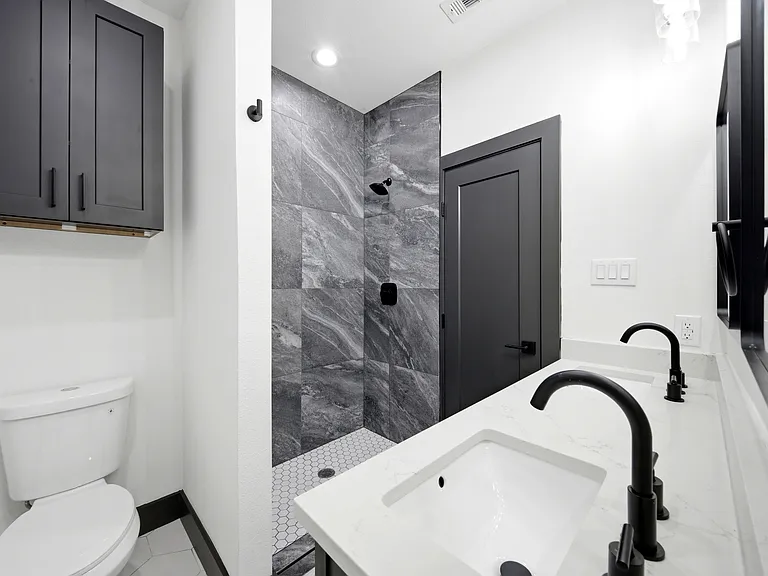 7818 Hanfro Ln #C — Photo 31