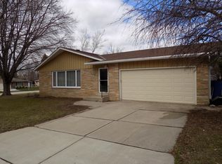 3514 Great Elms Ln, Racine, WI 53405