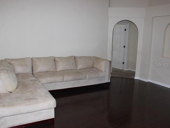 4th image of 1218 Alhambra Crest Dr