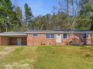 165 Orange Dr, Laurel, MS 39443