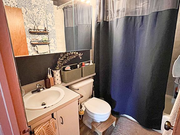 5th image of 1724 2nd Ave APT 6A