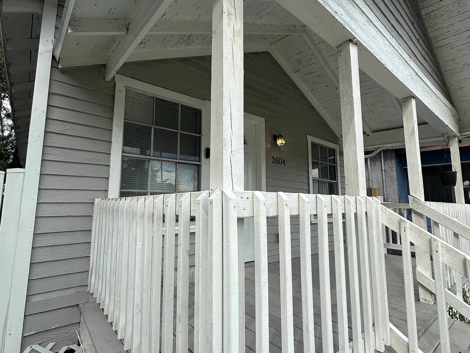 3 bed, 1100 sqft, $1,800 — Photo 3