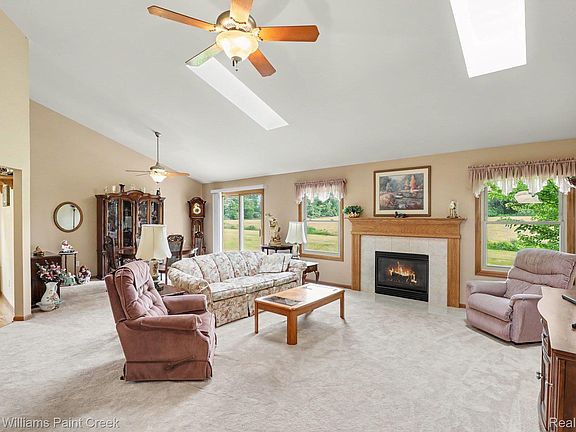 4th image of 8183 Prestwick Ln