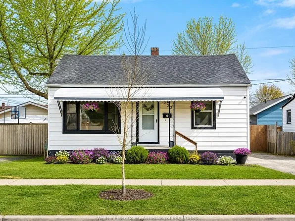 1522 Westcott Rd, Windsor, ON N8Y 4C6