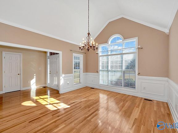 3rd image of 7012 Pinyon Pine Ln SE