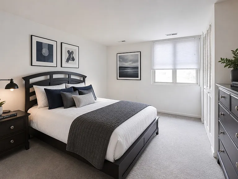 Summit Pointe Apartment Homes — Photo 7