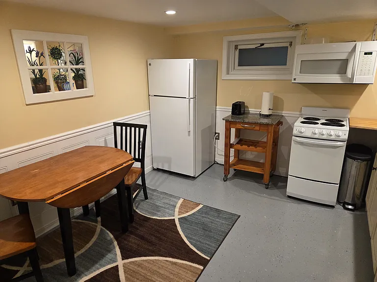 11 Hoitt Dr #11 — Photo 9