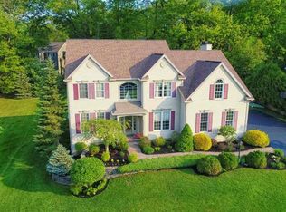 43 Regatta View Dr, Saratoga Springs, NY 12866