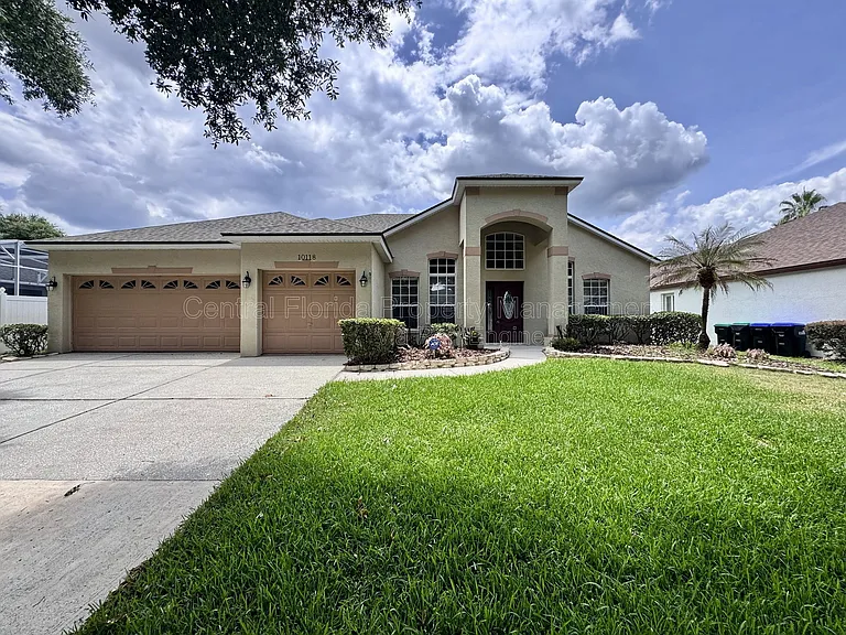 10118 Shortwood Ln — Photo 1