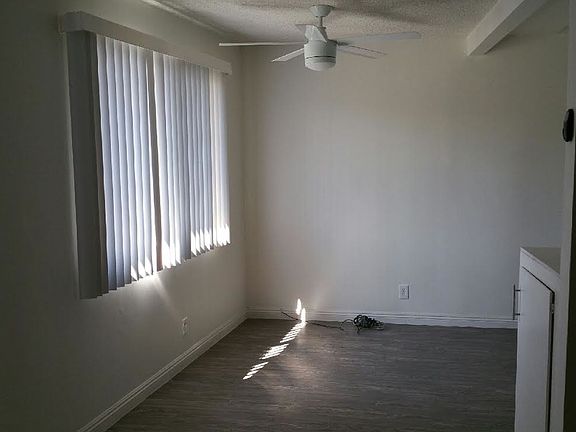 2nd image of 3844 Potomac Ave APT 9