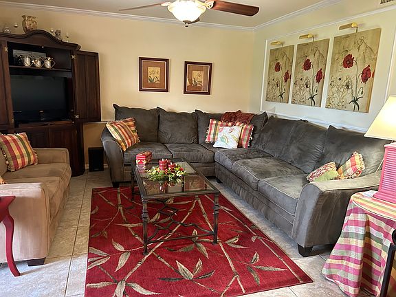 2nd image of 7340 Glenmoor Ln APT 104