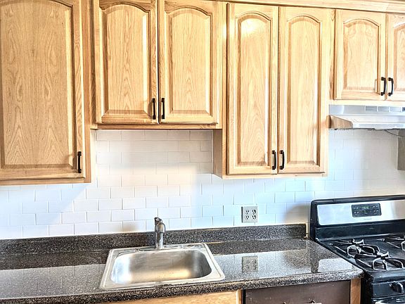 4th image of 123 E 236th St Floor 2