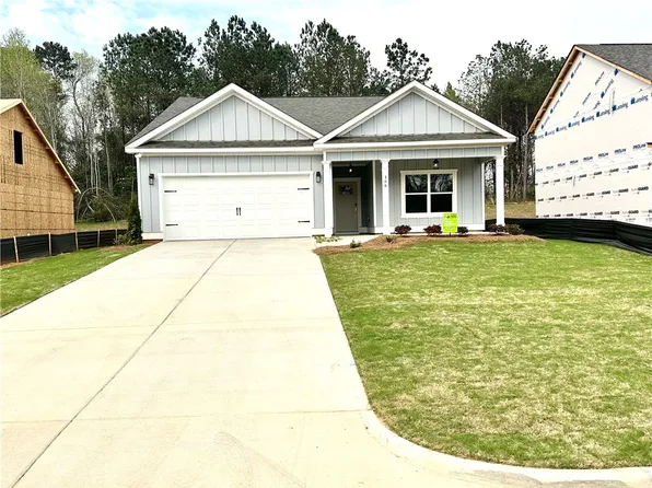 106 Gray St, Opelika, AL 36801