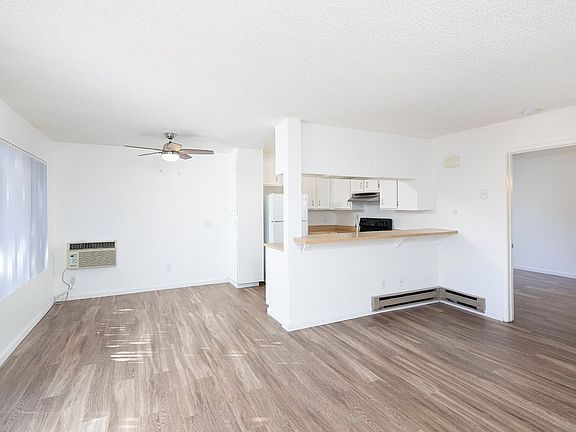 3rd image of 720 E Mission Ave Unit 25