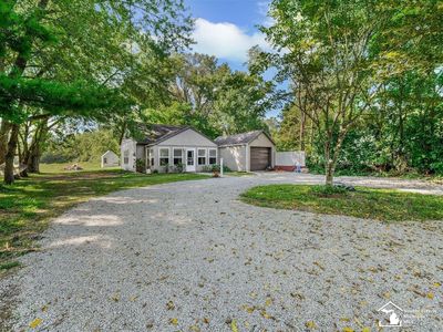109 W Dean Rd, Temperance, MI, 48182
