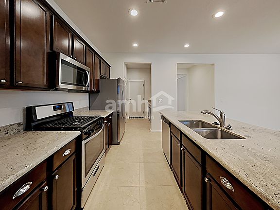 3rd image of 18366 W Southgate Ave