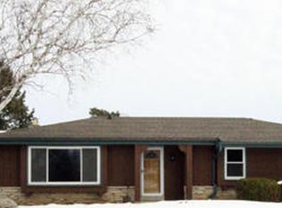 W310S8764 Casper Dr, Mukwonago, WI 53149