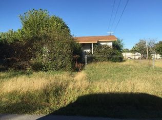 303 S Van Buren Ave, Blanchard, OK 73010