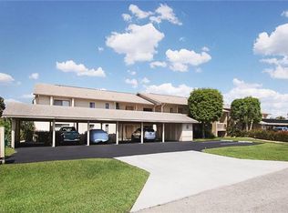 3901 SE 11th Pl APT 102, Cape Coral, FL 33904