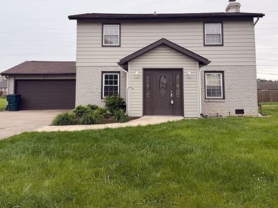 2117 N Carriage Ln, Muncie, IN, 47304