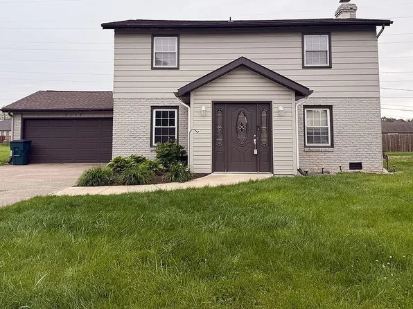 2117 N Carriage Ln, Muncie, IN 47304