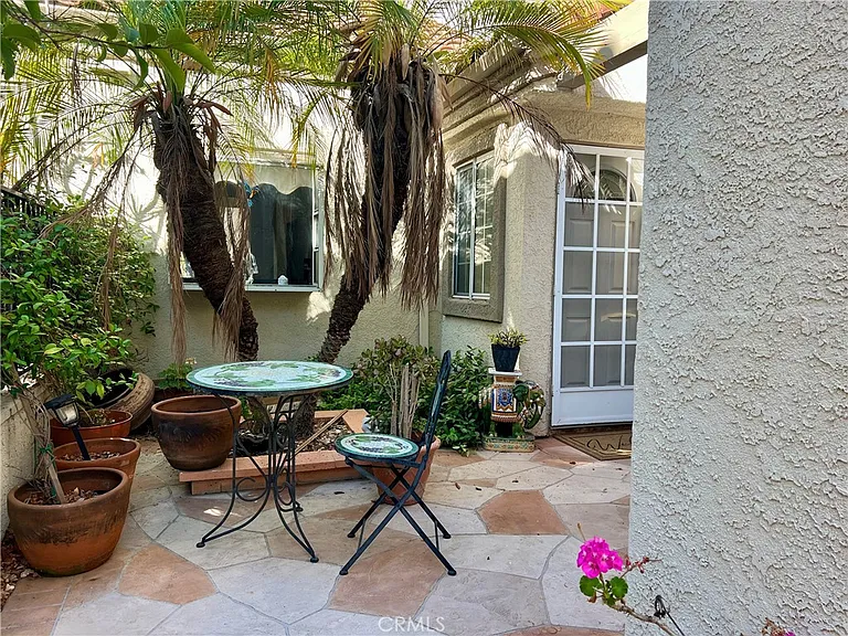 28084 Saint Kitts — Photo 3