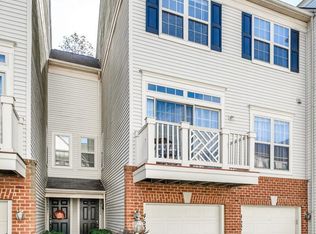 46377 Pryor Sq, Sterling, VA 20165