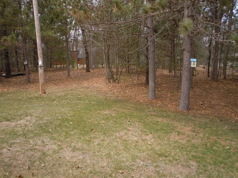 2nd image of W5872 S Oak Park Cir