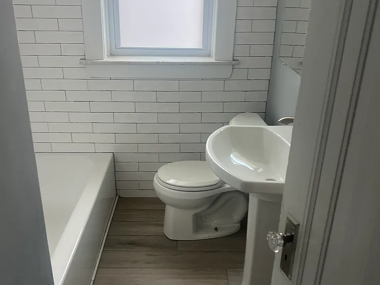 5004 Murdoch Ave #2 — Photo 10