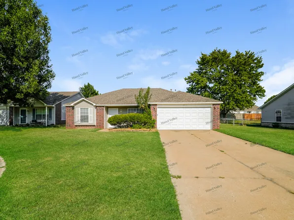 8917 N 148th East Ave, Owasso, OK 74055