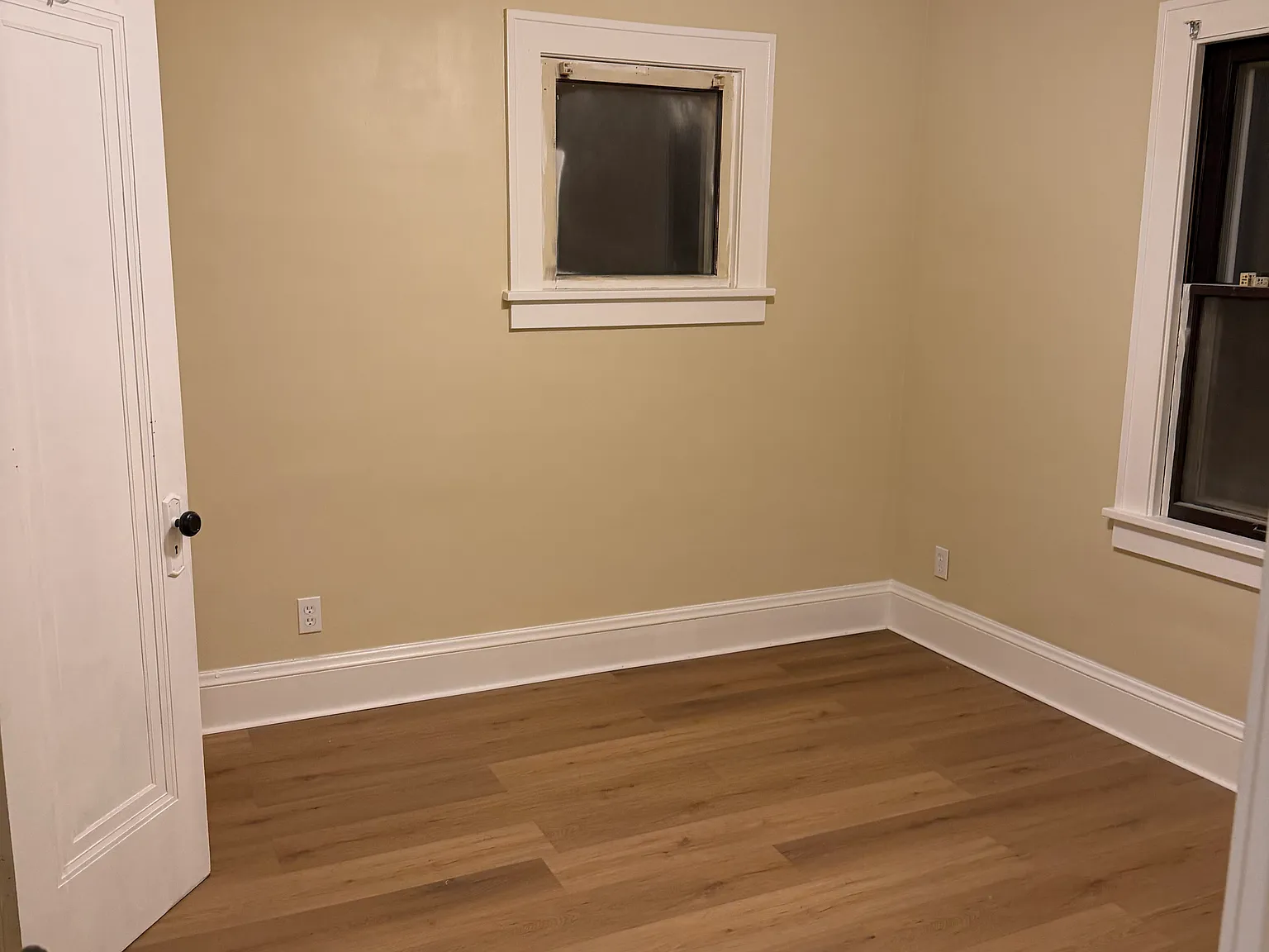 2 bed, 1000 sqft, $1,200 — Photo 2