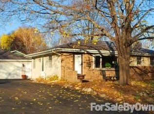 3071 Wisconsin Ave N, Crystal, MN 55427