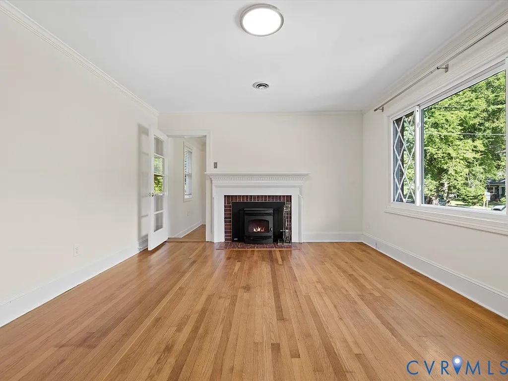 3 bed, 1.5 bath, 1780 sqft, $2,500 — Photo 4