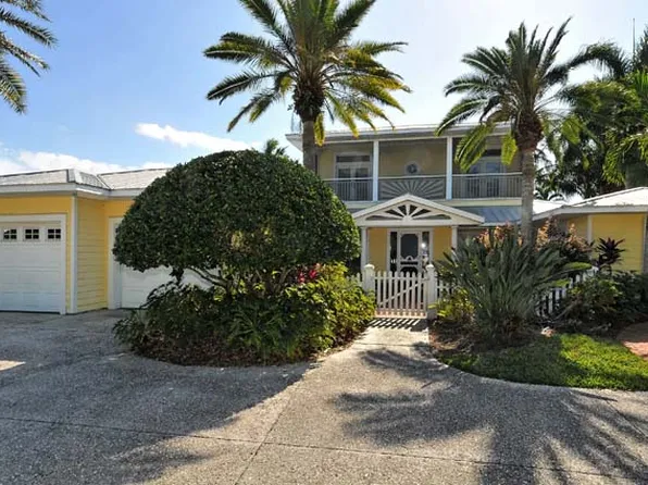 878 Freeling Dr Unit 2, Sarasota, FL 34242