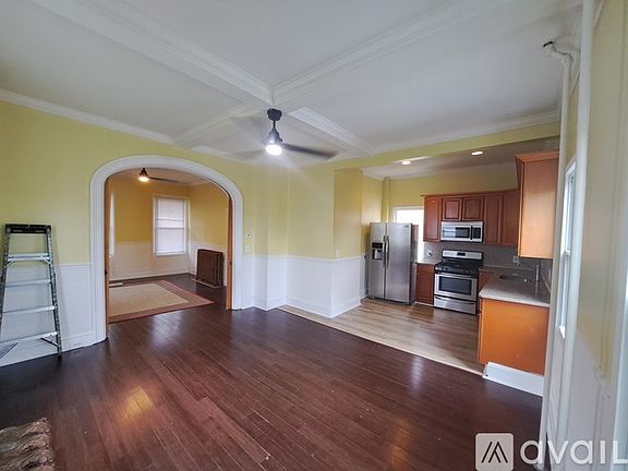 2nd image of 55 Lincoln Ave