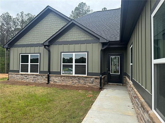 2nd image of 2089 N Hicks Rd