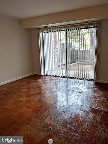 810 Quince Orchard Blvd #T1 — Photo 8