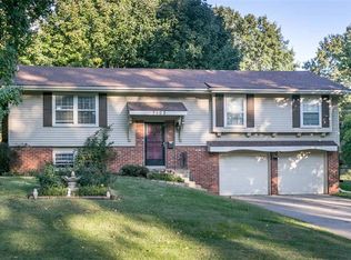 7103 Cody St, Shawnee, KS 66203