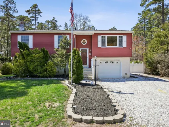 11 Fletcher Blvd, Sicklerville, NJ 08081