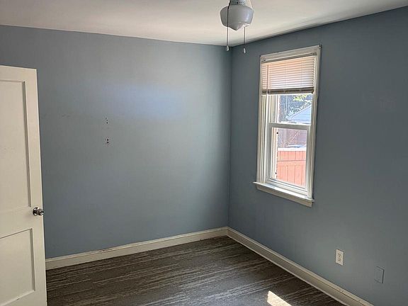 4th image of 7402 Rockwell Ave