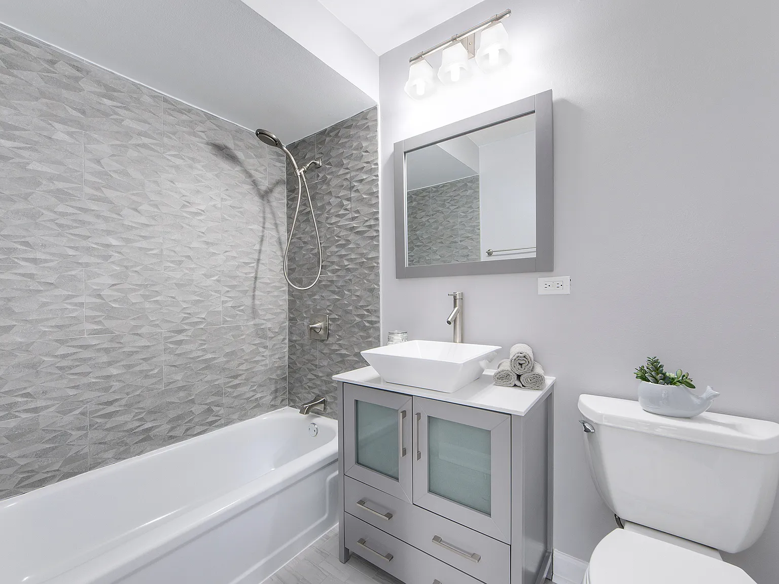 1 bed, 650 sqft, $1,600 — Photo 4