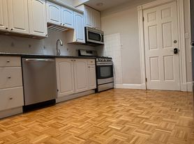 108 Buttonwood St
