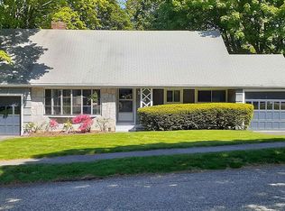 12 University Dr, Natick, MA 01760