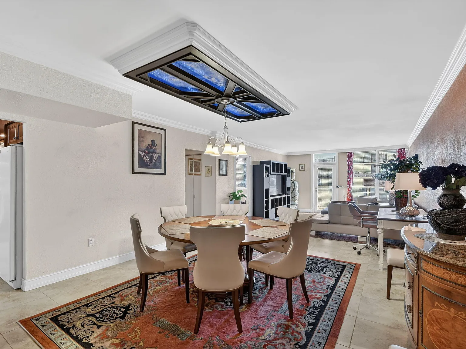 1 bed, 1.5 bath, 1008 sqft, $2,800 — Photo 2