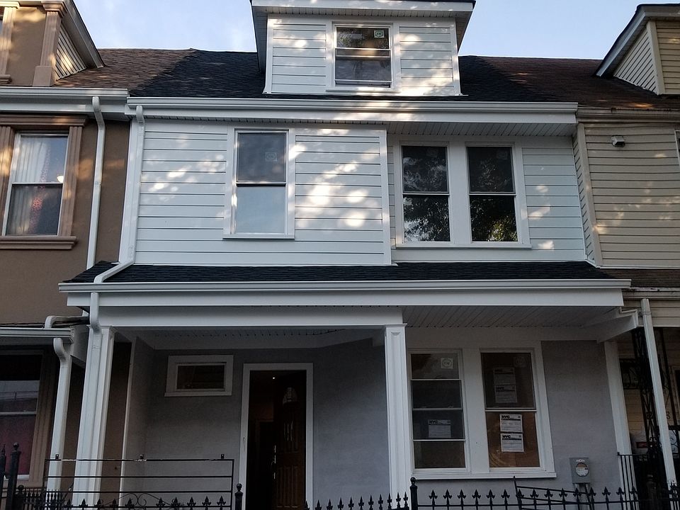 1st image of 16606 90th Ave
