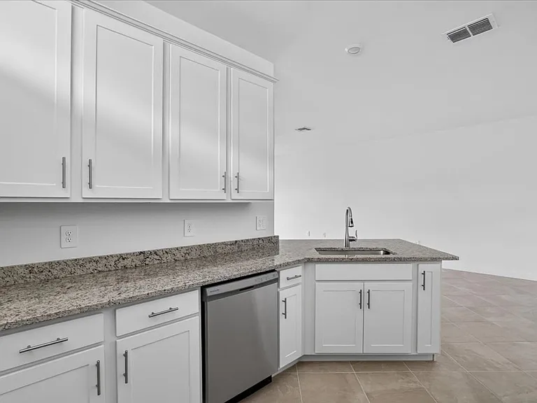 5316 Crystal Harbor Cv — Photo 17